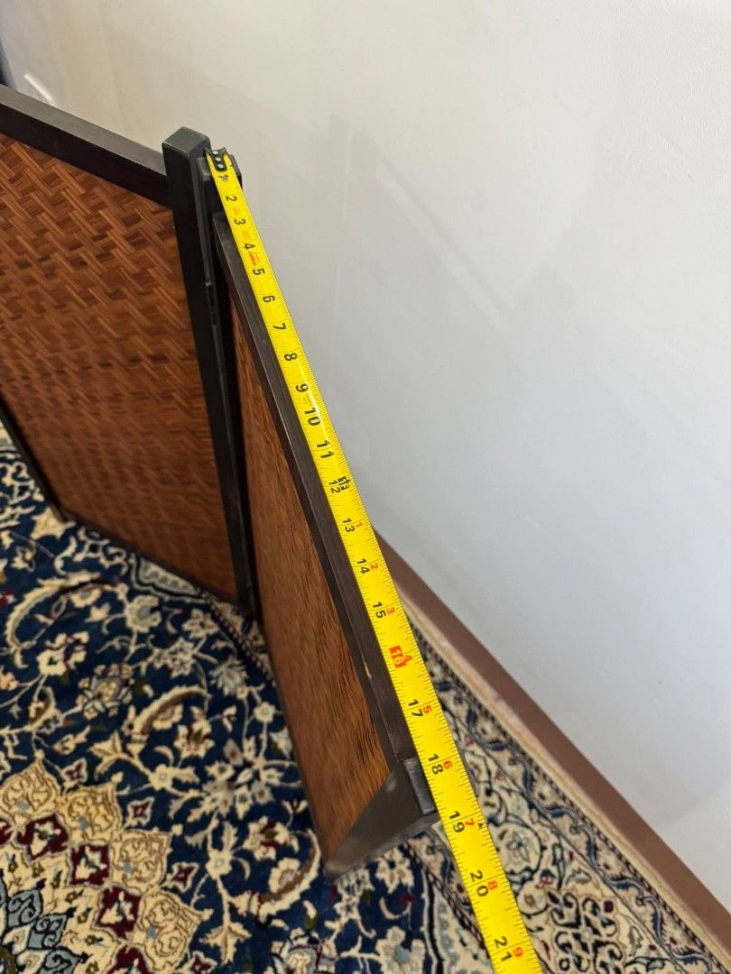 Low Panel Accent Partition Divider (Category: Wall Decor) located in Quezon City. Submitted by dannikkishoppe2 (Listing ID 1422543879, Image 3). Description: Low Panel Accent Partition Divider ‼️₱2800‼️ In good condition H: 40 inches These are SURPLUS items and not BRAND NEW. Please manage your expectations as there might be minimal flaws. Color may vary due to lighting, it may appear darker or lighter in person. Check photos first before buying.