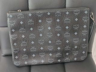 (Category: ) located in . Submitted by ClaireLavin (Listing ID 1422395797, Image 1). Description: .