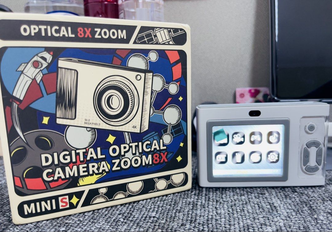 Mini S Digital Optical Camera 8X Zoom (Category: Cameras) located in Mandaluyong City. Submitted by imimimi (Listing ID 1422402484, Image 1). Description: Retro Camera Almost new open for sample lang Pwede pang kids or adult Malinaw ang cam back and front .