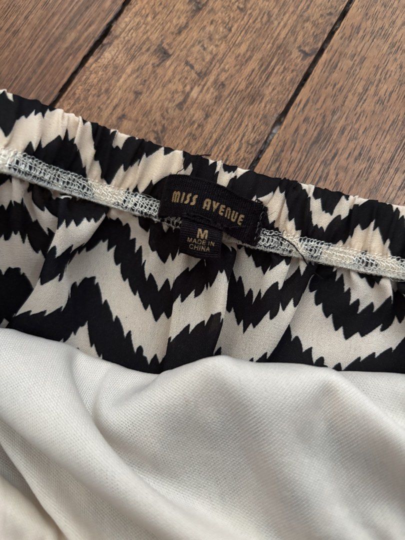 Miss Avenue Chevron Jumpsuit (Category: Jumpsuits) located in Calasiao. Submitted by hestia_27 (Listing ID 1422454410, Image 3). Description: -Summer/Casual Romper -perfect for beach outfit -M to L -you can request a when worn just message me .