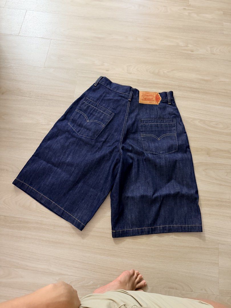 No trade : Size 30 Levi's x Jordan Baggy shorts, Men's Fashion