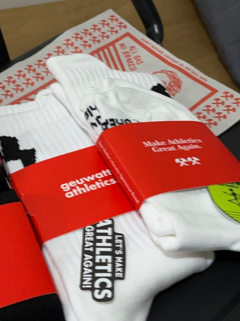 [NEGO] Elite Performance Running Socks (Nylon Crew) - White (Category: Activewear) located in Carmona. Submitted by velodrip (Listing ID 1422460996, Image 2). Description: ⚡ LOOK FAST. RUN ELITE. ⚡. 📏 Size: Unisex (All Size 38 - 43) 🎨 Color: WHITE Socks 🆕 Condition: Brand New (BNEW) 🏷️ SRP: ₱590 Best For: ☑️Hot & Humid Runs ☑️Race Day (5k, 10k, or 21k) ☑️Track Workouts & Speed Days ☑️Coffee Runs 📩 PM is key! First to secure gets it. ⚠️ Discl
