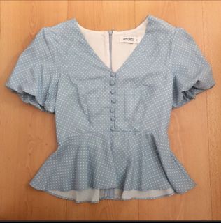 (Category: ) located in . Submitted by juan_boutique (Listing ID 1422523342, Image 1). Description: .