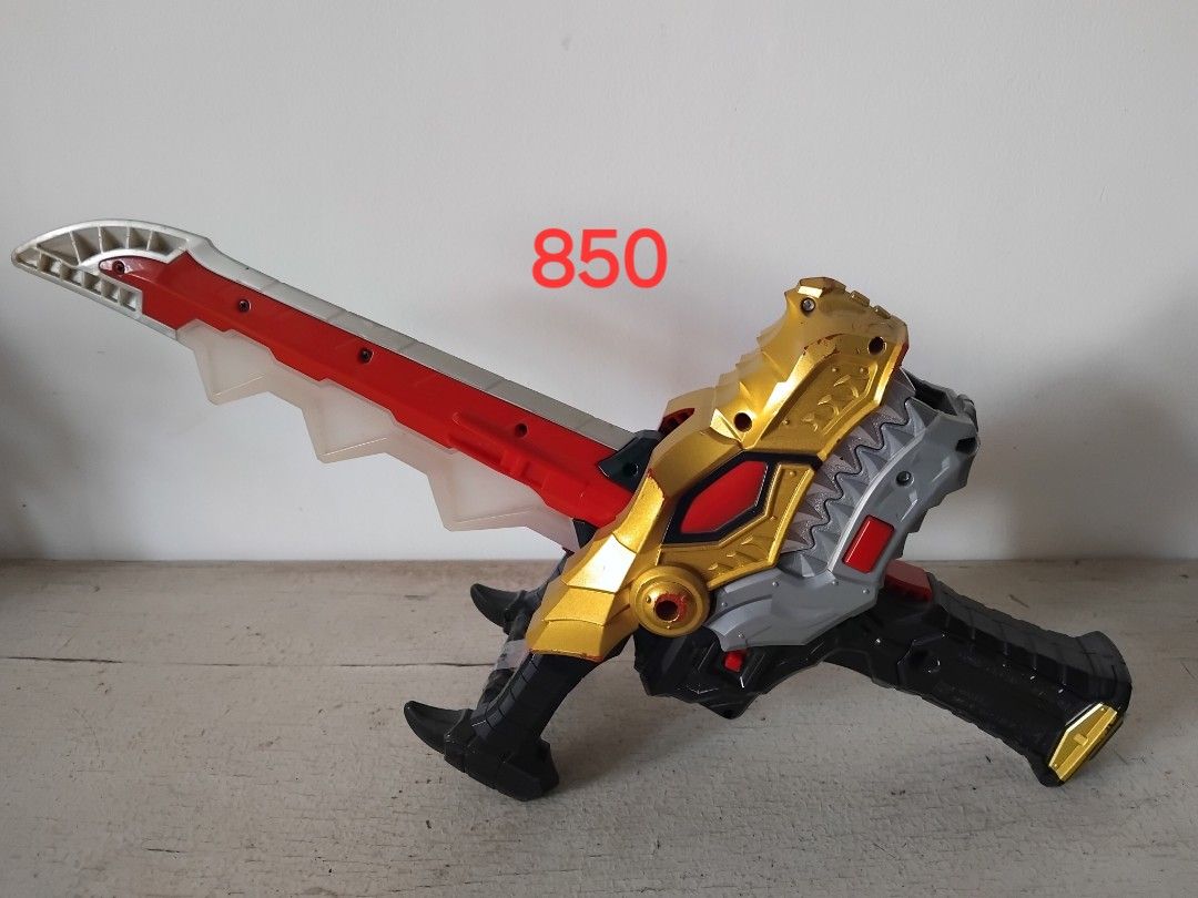 Power Rangers Dino Fury Morpher (Category: Action & Battle Toys) located in San Fernando. Submitted by imlikeabird (Listing ID 1422446489, Image 3). Description: refer to the photos above .