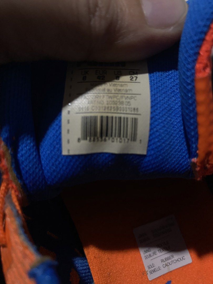 Puma Indoor Soccer Shoes (Category: Sneakers) located in Manila. Submitted by pecsonmalouv.40 (Listing ID 1422480526, Image 2). Description: - Orange Puma indoor soccer shoes - Orange laces - White Puma logo - Blue interior - Textured upper.