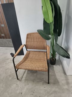 (Category: ) located in . Submitted by 24hourz (Listing ID 1422543847, Image 1). Description: .