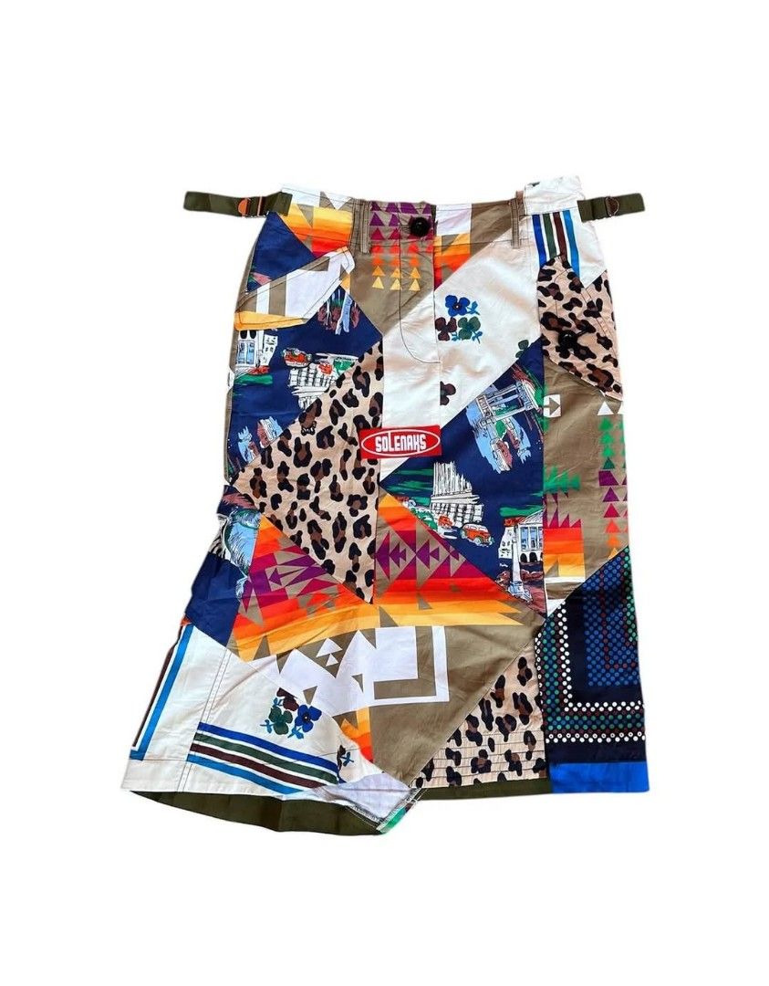 Sacai x Hank willis thomas skirt rare, Fesyen Wanita, Pakaian