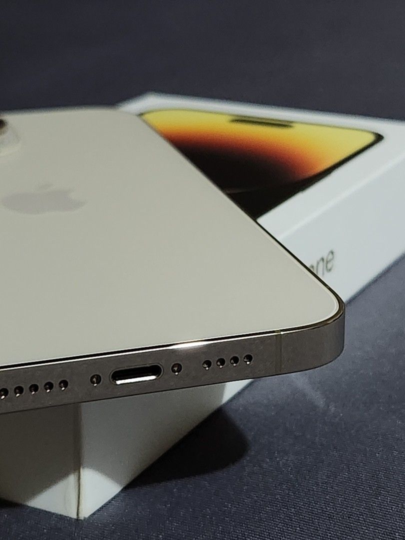 Sale or Swap iPhone 14 Pro Max (Complete) (Category: iPhone 14 Series) located in Makati City. Submitted by msn_gdgt (Listing ID 1422532263, Image 3). Description: iPhone 14 Pro Max Gold 128 GB 87 Battery Health Complete (Same IMEI Box) Sobrang kinis as in bagong bago pa rin yung unit, slightly negotiable. Pref unit for swap 15 Pro Max or offer lang..