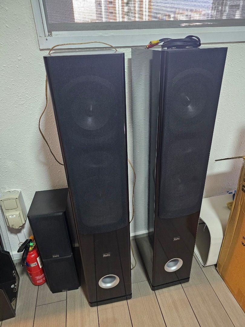 Speaker & Amplifier65671940240257110