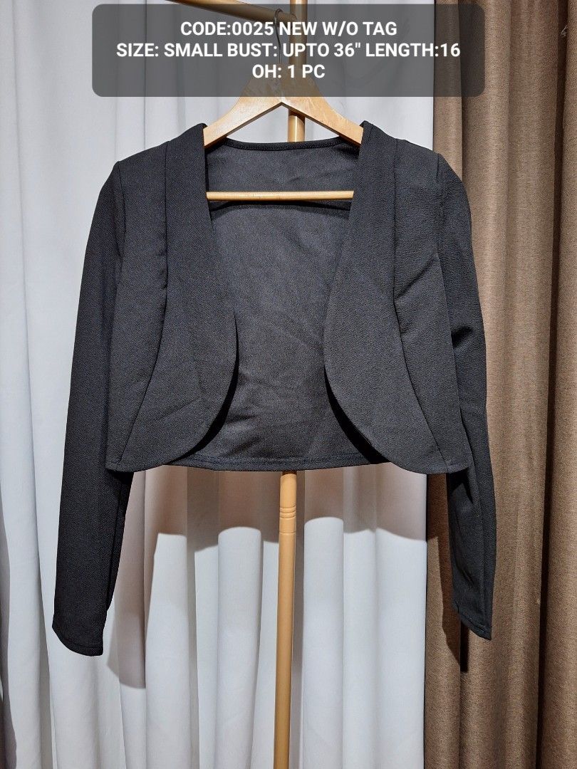 Women's Crop Cardi open front (Category: Others Tops) located in Manila. Submitted by ysashoppe (Listing ID 1422421228, Image 3). Description: P 250 plus sf Women's Cropped Cardi open front Size: Small Bust: upto 36" Length: 16" OH: 1pc We are located in Espana Manila. MODES OF DELIVERY: 1)LALAMOVE (COD) 2)LBC(COD) 3)J&T (PAYMENT FIRST-NO COD ACCOUNT).