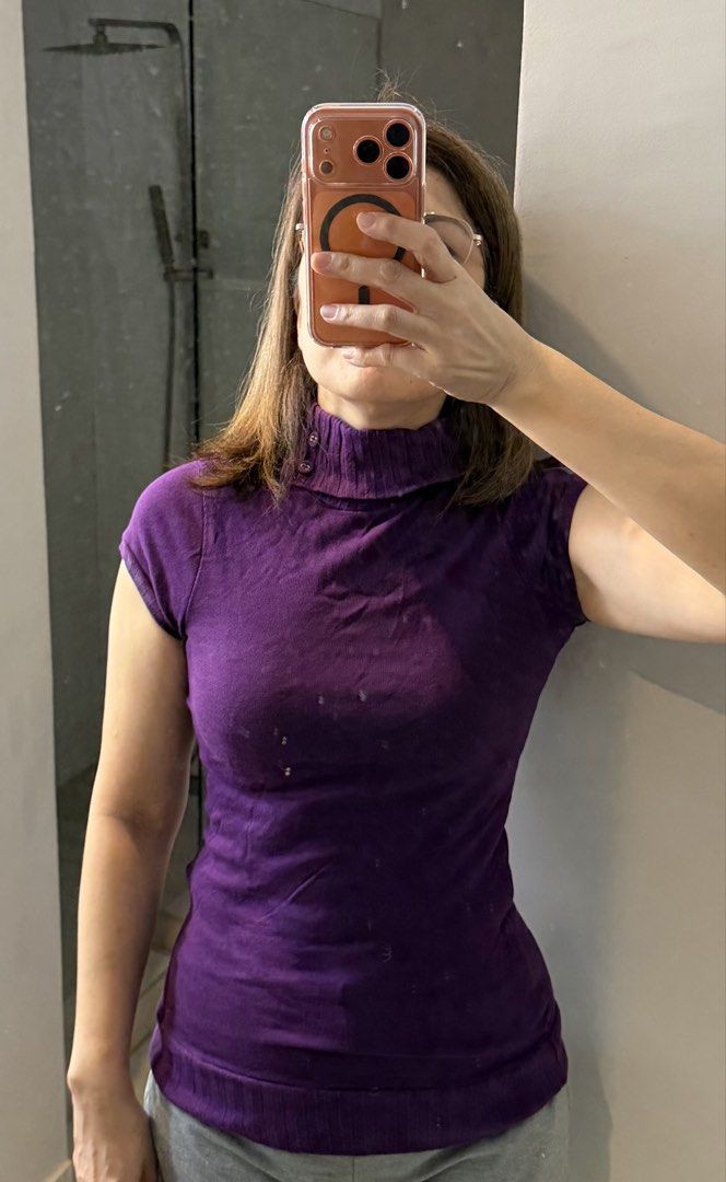 Zara Basics Purple Turtleneck Knit Top (Category: Sleeveless) located in Mandaluyong City. Submitted by kqloset (Listing ID 1422401756, Image 2). Description: Still in good condition..
