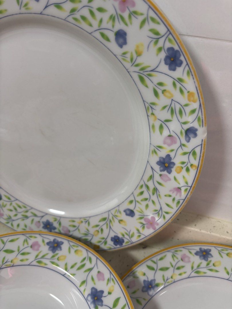 8 Ceramic Plates Soup Bowls Saucers476316926277724162