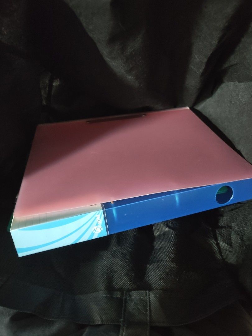 A4 files (Category: Other Stationery & Craft) located in Singapore. Submitted by _popcorn_ (Listing ID 1422621069, Image 1). Description: self collect at my place 2 ring binders and some thin files .