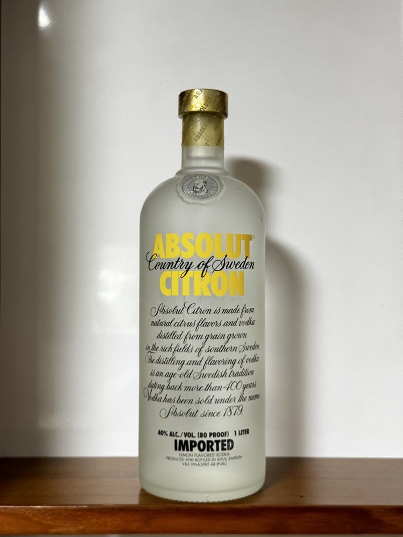 Absolut Citron Lemon Flavored Vodka 1 Liter, Food & Drinks, Alcoholic ...
