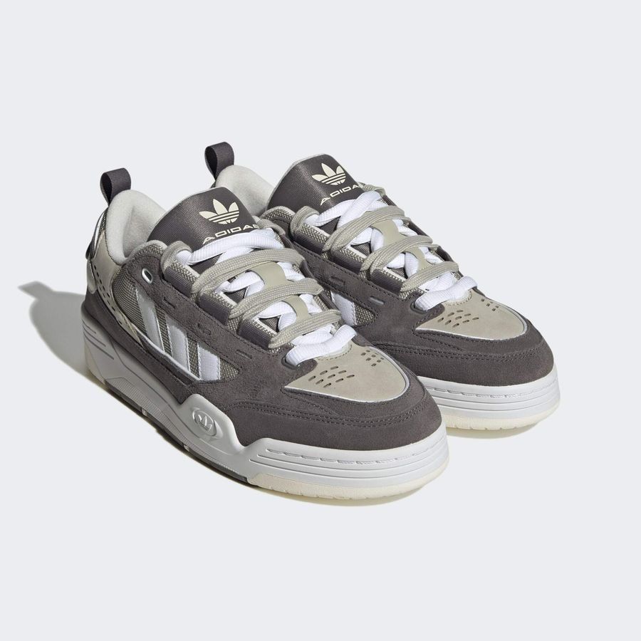 Adidas Adi2000 White Orbit Green GY4120 (Category: Sneakers) located in Paranaque City. Submitted by quicx (Listing ID 1422590563, Image 2). Description: - Adidas Adi2000 sneakers - Color: White, Grey, Green - Size: 8.5 US / 8 UK / 42 EUR - Adidas logo detail - Lace-up closure RFS: seldomly use / too many shoes.