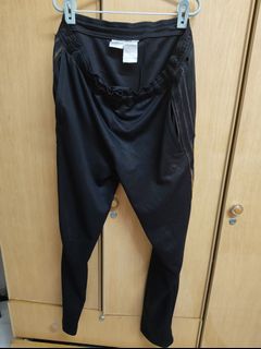 (Category: ) located in . Submitted by mingxiang.tham (Listing ID 1422696397, Image 1). Description: .