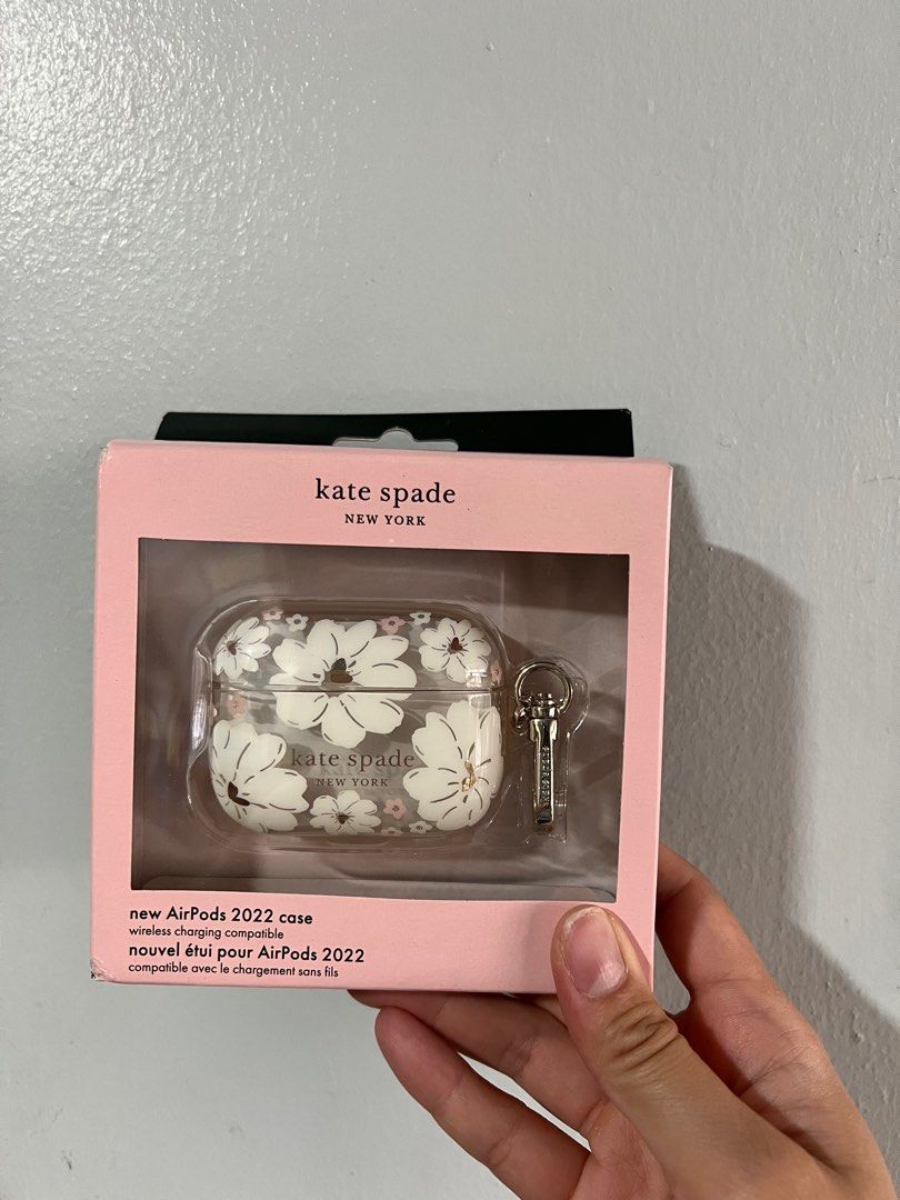 Airpods Pro case (kate spade) (Category: Cases & Sleeves) located in Quezon City. Submitted by katedeclutter (Listing ID 1422646476, Image 3). Description: brandnew for airpods pro only!.