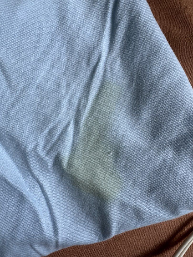 Blue receiving blanket (Category: Other Baby Bathing & Changing Needs) located in Rizal. Submitted by belleomana (Listing ID 1422564859, Image 1). Description: Receiving blanket With stain.
