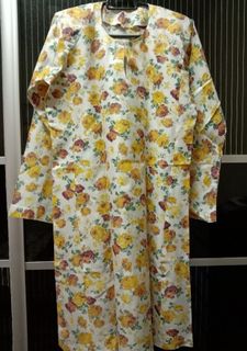(Category: ) located in . Submitted by Lunapreloved (Listing ID 1422664571, Image 1). Description: .