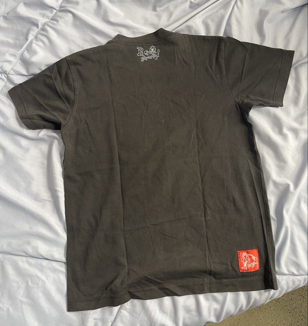 Be Strong black tee (Category: Tshirts & Polo Shirts ) located in Manila. Submitted by nicooolu (Listing ID 1422585048, Image 2). Description: Be Strong! Black tee -Issue: name on the back tag -L: 25, W: 18.5.