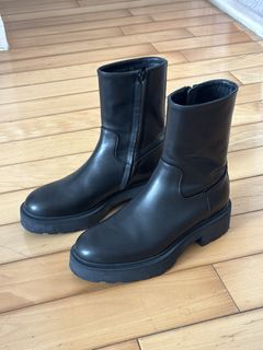（分類：）位於 。 由 lin.closet 提交（商品編號 1422609833，圖片 1）。簡介： 。