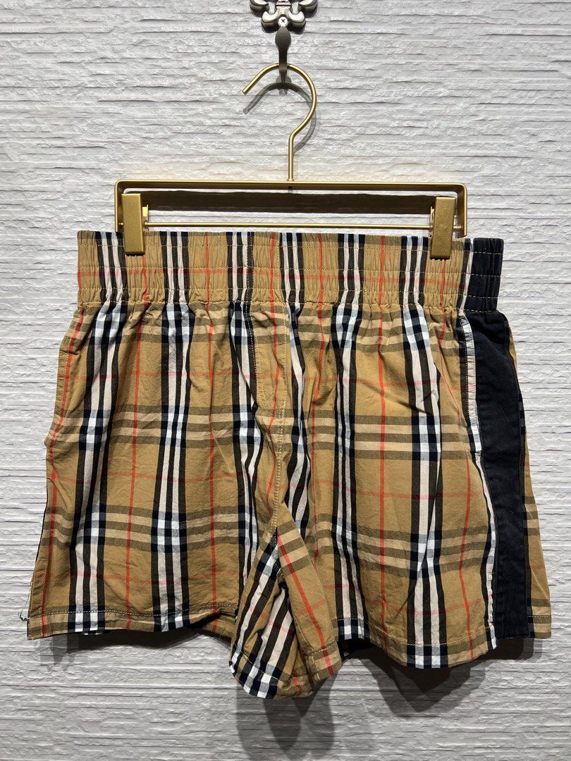 ▪️Burberry Checkered Shorts (Category: Luxury Apparel) located in Makati City. Submitted by aveltot_rig (Listing ID 1422560852, Image 1). Description: Item: Burberry Checkered Shorts Dimes: waist: 29 x length: 15 📏 Condition: like new! ✨.