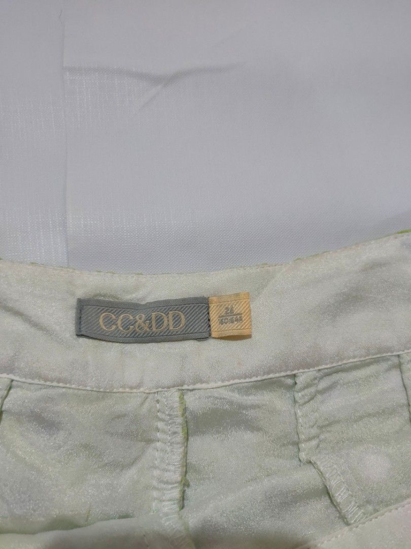 CC&DD Eyelet Shorts / Summer shorts (Category: Shorts) located in Marikina City. Submitted by styledandsassified (Listing ID 1422618064, Image 3). Description: - CC&DD green eyelet shorts - Size: 26 - Features a scalloped hem - Comfortable fit - Zipper and button closure - Perfect for a casual and chic look sc:CP1.