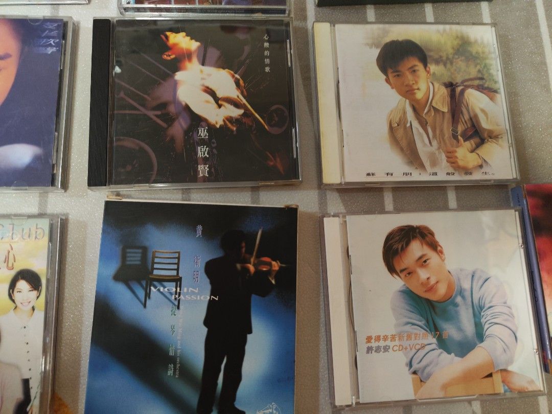 CD （分類：音樂與媒體 - CD 及 DVD）位於 Hong Kong。 由 ddyan730 提交（商品編號 1422642414，圖片 3）。簡介： $100起一隻。