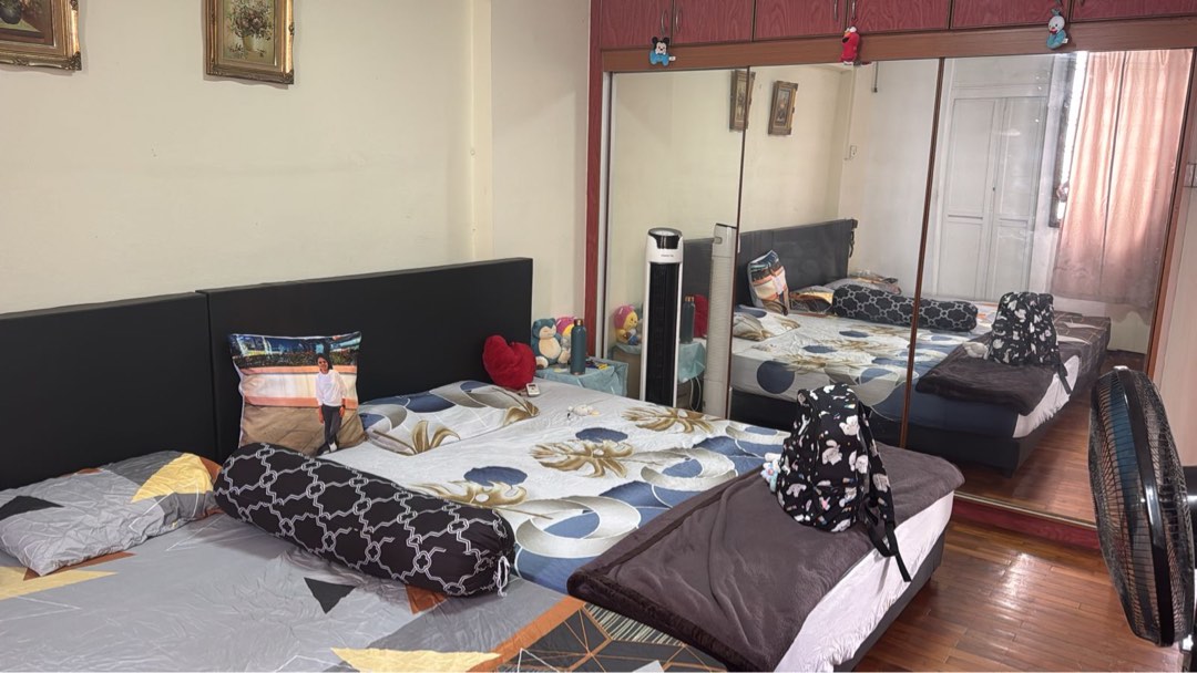 (Category: ) located in . Submitted by bhargav225 (Listing ID 1422661442, Image 1). Description: .