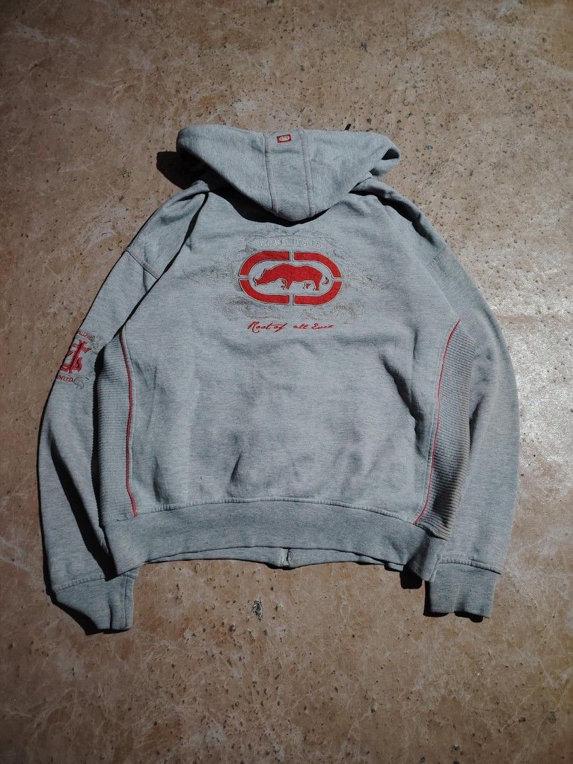Ecko Unltd Root of all Evil Grail (Category: Hoodies) located in Manila. Submitted by cy2kk (Listing ID 1422635214, Image 2). Description: ecko Root of all evil Grail 21x28.