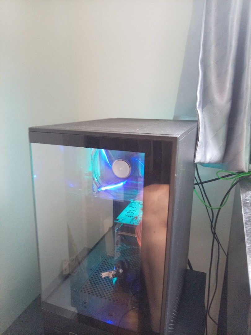 Gaming PC with RGB Lighting65604908657923111