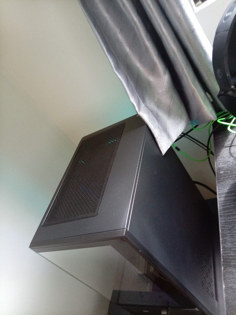 Gaming PC with RGB Lighting65604908657923112