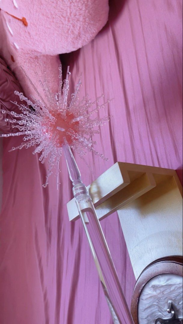 Glinda’s Bubble Wand (old version) (Category: Kids Toys) located in Taguig. Submitted by rosethornes (Listing ID 1422638825, Image 1). Description: This wand is an older version for only ₱7,000. DM me if you are interested..