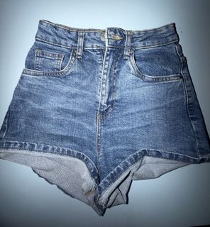 (Category: ) located in . Submitted by sunny_yard (Listing ID 1422668718, Image 1). Description: .