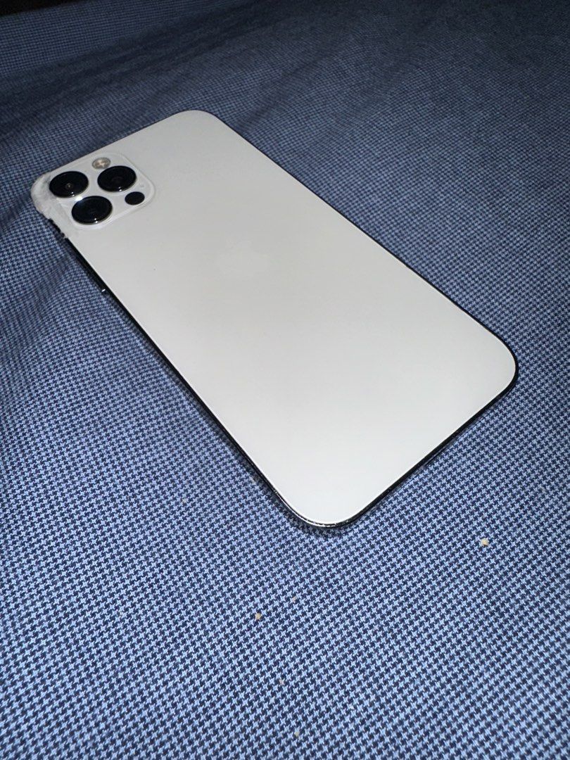 IPHONE 12PRO 256GB (Category: Cases & Sleeves) located in Manila. Submitted by ragssurplus (Listing ID 1422547037, Image 3). Description: - iPhone 12 Pro - 256GB storage - Factory unlock - Unli reset - Anysim - Trutone working - Face Id working - No icloud issue - 60% bh original battery can still last a day - Camers working front and back -No angat - no history of repair sa internal parts, only repair is back glass replacement - with tempered gl