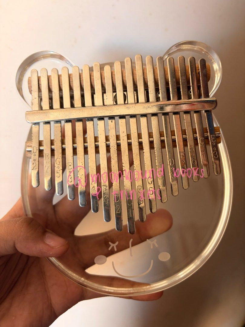 Kalimba Transparent (Category: Musical Instruments) located in Cabuyao City. Submitted by zayneologie (Listing ID 1422578340, Image 1). Description: has rusting lang but doesn’t affect it’s tone comes with kalimba, cloth and tuning hammer bought for 1k+ rfs: need funds for my dorm.