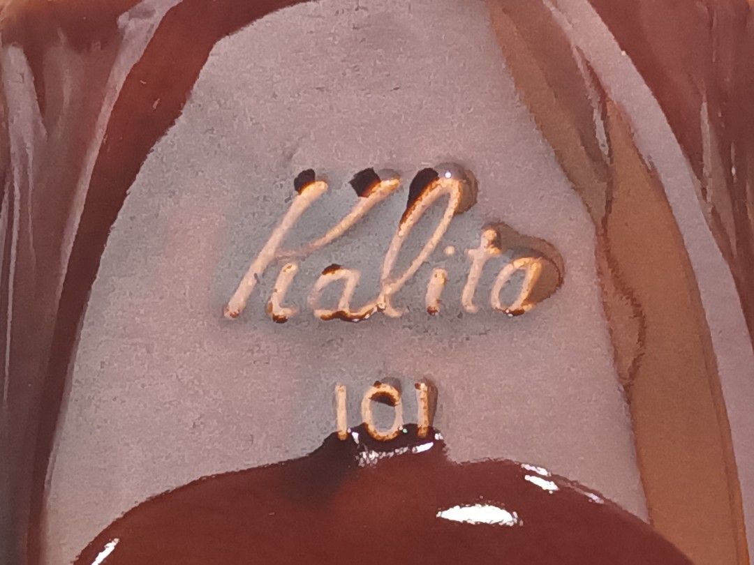 Kalita 101 Ceramic Coffee Dripper (Category: Coffee & Tea Tableware) located in Calamba. Submitted by m_brian (Listing ID 1422655710, Image 1). Description: - Kalita 101 ceramic coffee dripper - Brown color - Features Kalita logo and model number - Interior ridges for optimal brewing.