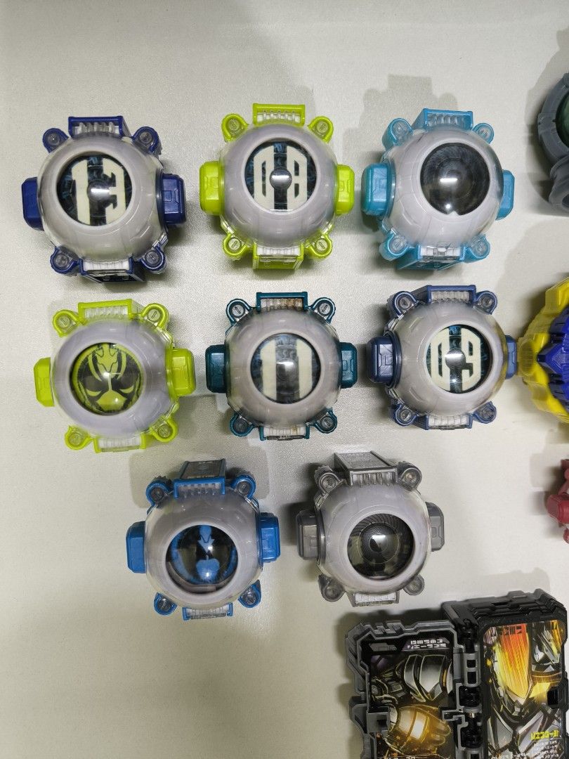 Kamen Rider Build & Zi-O DX Rider Watches takara tomy japan, Hobbies ...