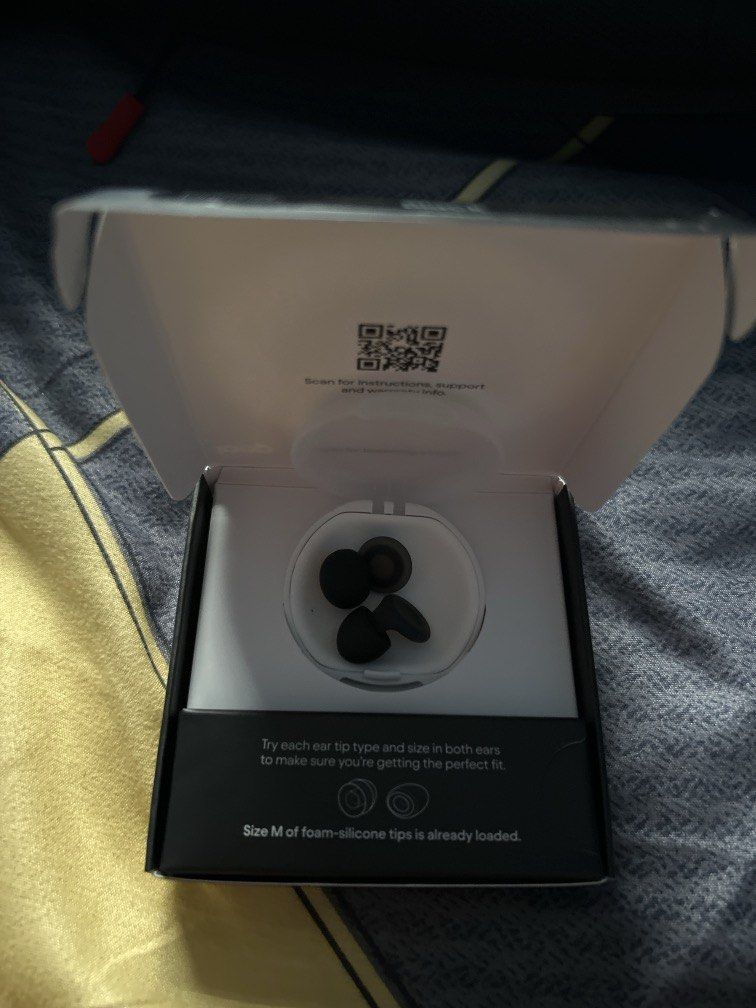 Loop Dream EARPLUGS (Category: Headphones & Headsets) located in Manila. Submitted by kewlcat777 (Listing ID 1422596623, Image 2). Description: opened and tested it once. PRICE IS FIRM.