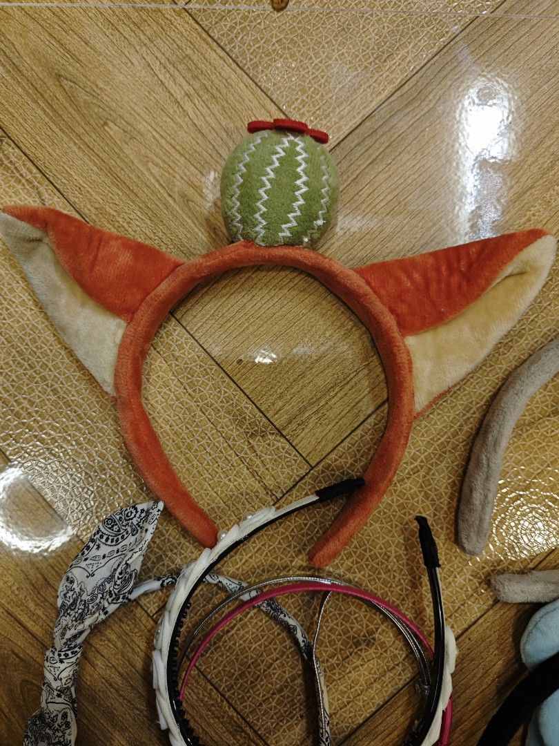 Lotte world Headbands Take all (Category: Hair Accessories) located in San Miguel. Submitted by mharly0221 (Listing ID 1422710882, Image 3). Description: - Variety of headbands available! - Features animal ear designs: fox, bunny, and octopus. - Includes headbands with fun patterns and embellishments. - Perfect for adding a playful touch to your outfit!.