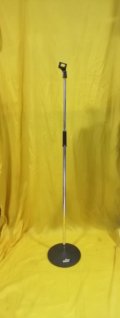 Microphones straight stand round base (Category: Microphones) located in Quezon City. Submitted by newwhale.f1c027 (Listing ID 1422568178, Image 2). Description: P1800 microphone straight stand round base straight mic stand heavy duty stainless steel metal Brandnew pick up Lagro fairview Q.C. or via delivery lalamove rider po. Delivery fee sagot po ni buyer.. Pwed din kayo ang mag book ng rider...