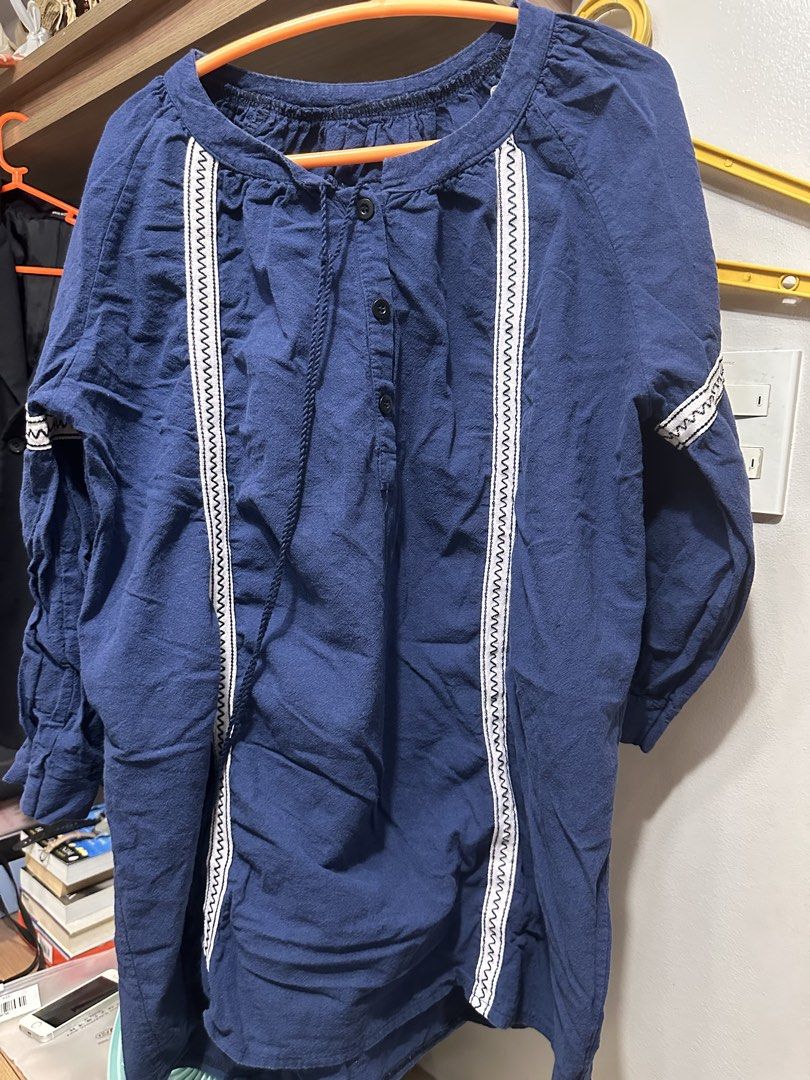 Navy Blue Embroidered Dress (Category: Dresses) located in Pasay City. Submitted by feija (Listing ID 1422647336, Image 2). Description: .