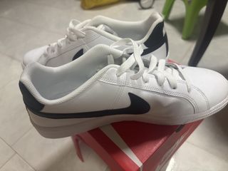 (Category: ) located in . Submitted by rx_wardrobes (Listing ID 1422675227, Image 1). Description: .