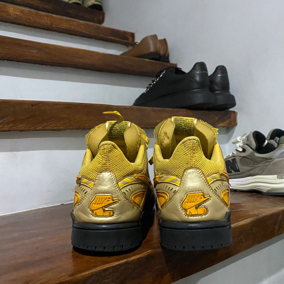 Nike Off-White Rubber Dunk 9.5 (Category: Sneakers) located in Antipolo. Submitted by bentakahitanoano (Listing ID 1422692548, Image 2). Description: Nike Air Rubber Dunk Off White University Gold Has been worn a lot with visible scuffs here and there and minor heel drag from regular use Still wearable and structurally intact Size 9.5US Condition Used condition with noticeable cosmetic wear but fully wearable A standout Off White collaboration pi