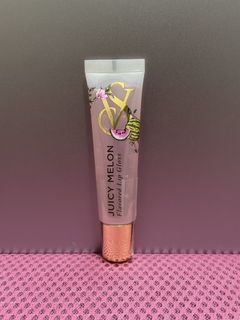 (Category: ) located in . Submitted by decluttering_acc (Listing ID 1422662047, Image 1). Description: .
