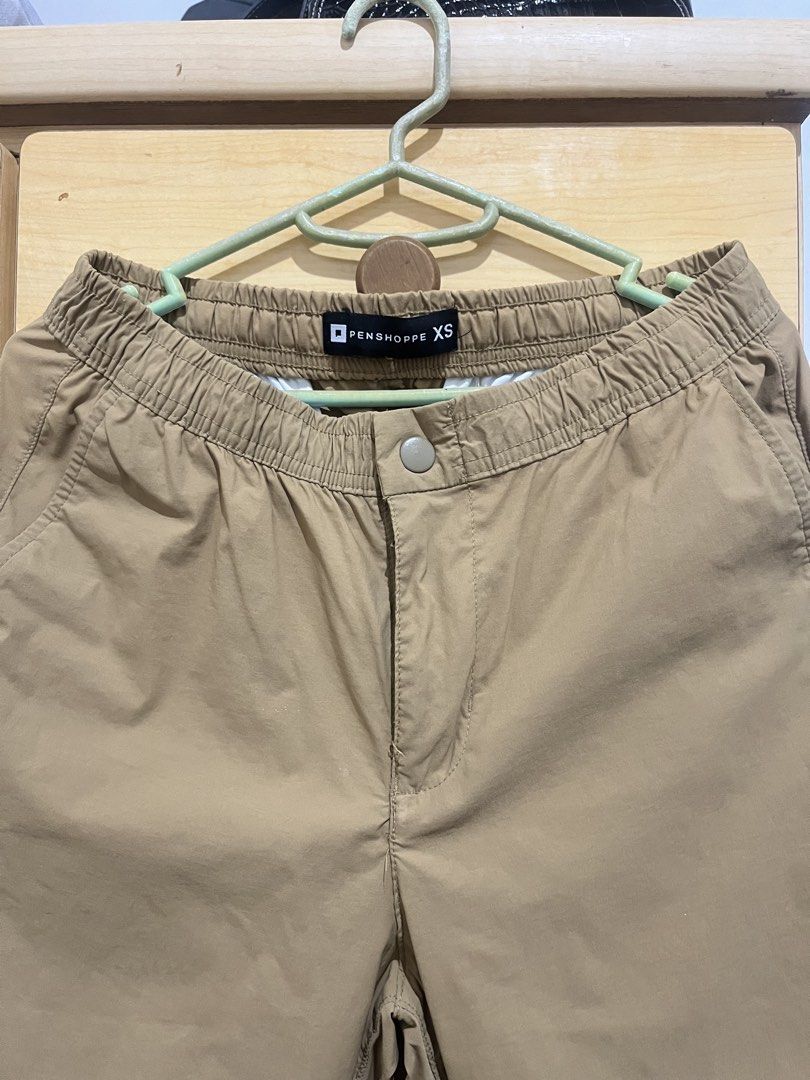 Penshoppe Khaki Pants (Category: Other Bottoms) located in San Juan, La Union. Submitted by mirrorball27 (Listing ID 1422673649, Image 2). Description: ✨ PLEASE READ BEFORE ORDERING ✨ Item Details: Like New. Khaki color. Perfect for everyday wear. No flaws. ✔️ Actual photos posted ✔️ “When worn” photos/videos will be sent upon request 📦 Shipping Details • Shipping via J&T Express only • Shipping fee starts at PHP 55 (depends on location) • Shipp