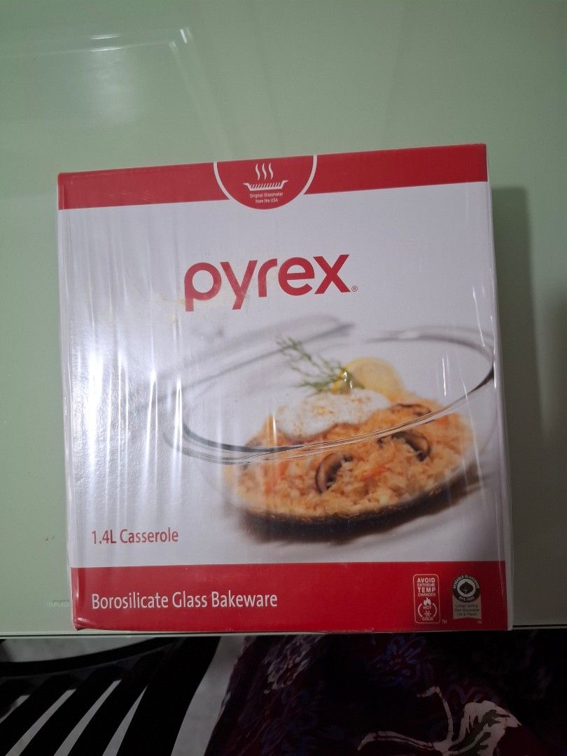 Pyrex 1.4L Casserole Dish - Brand New469470004066406400