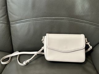 （分類：）位於 。 由 wsllsw 提交（商品編號 1422571387，圖片 1）。簡介： 。
