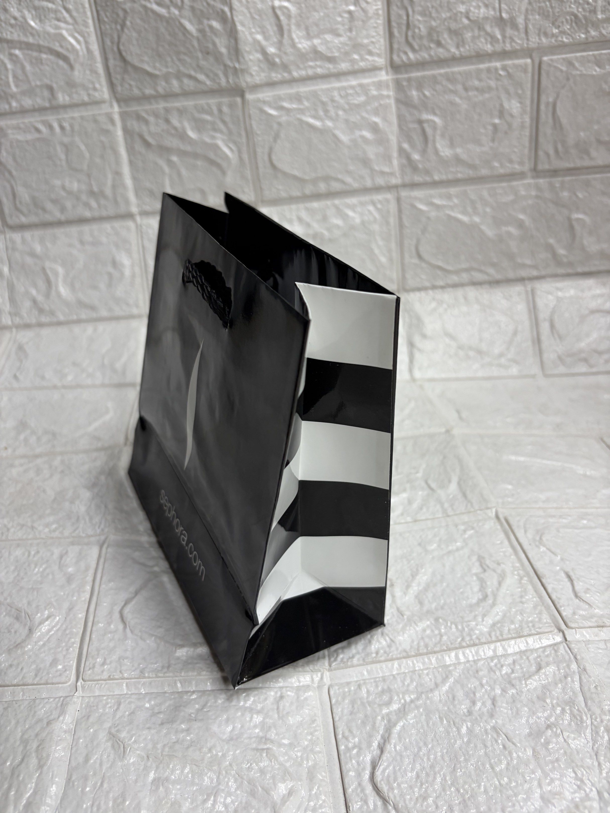 Sephora mini paperbag (Category: Face Care) located in Manila. Submitted by thekidshop (Listing ID 1422667684, Image 2). Description: .