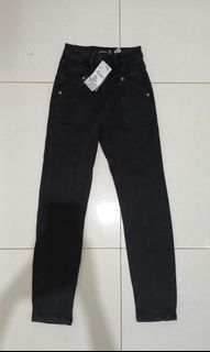 (Kategori: ) berada di . Dikirim oleh iprelo (ID iklan 1422589242, Gambar 1). Deskripsi: .